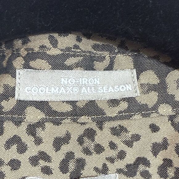 Chico's No Iron Button Leopard Print Button Up Shirt Blouse Size 2 US 12/14 - Picture 4 of 9